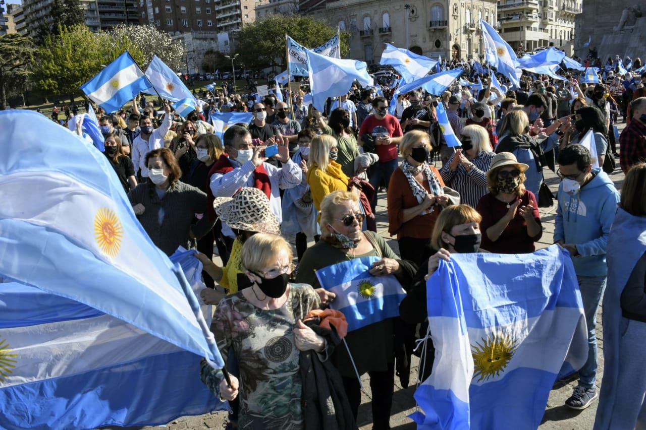 Los anticuarentena en el Monumento