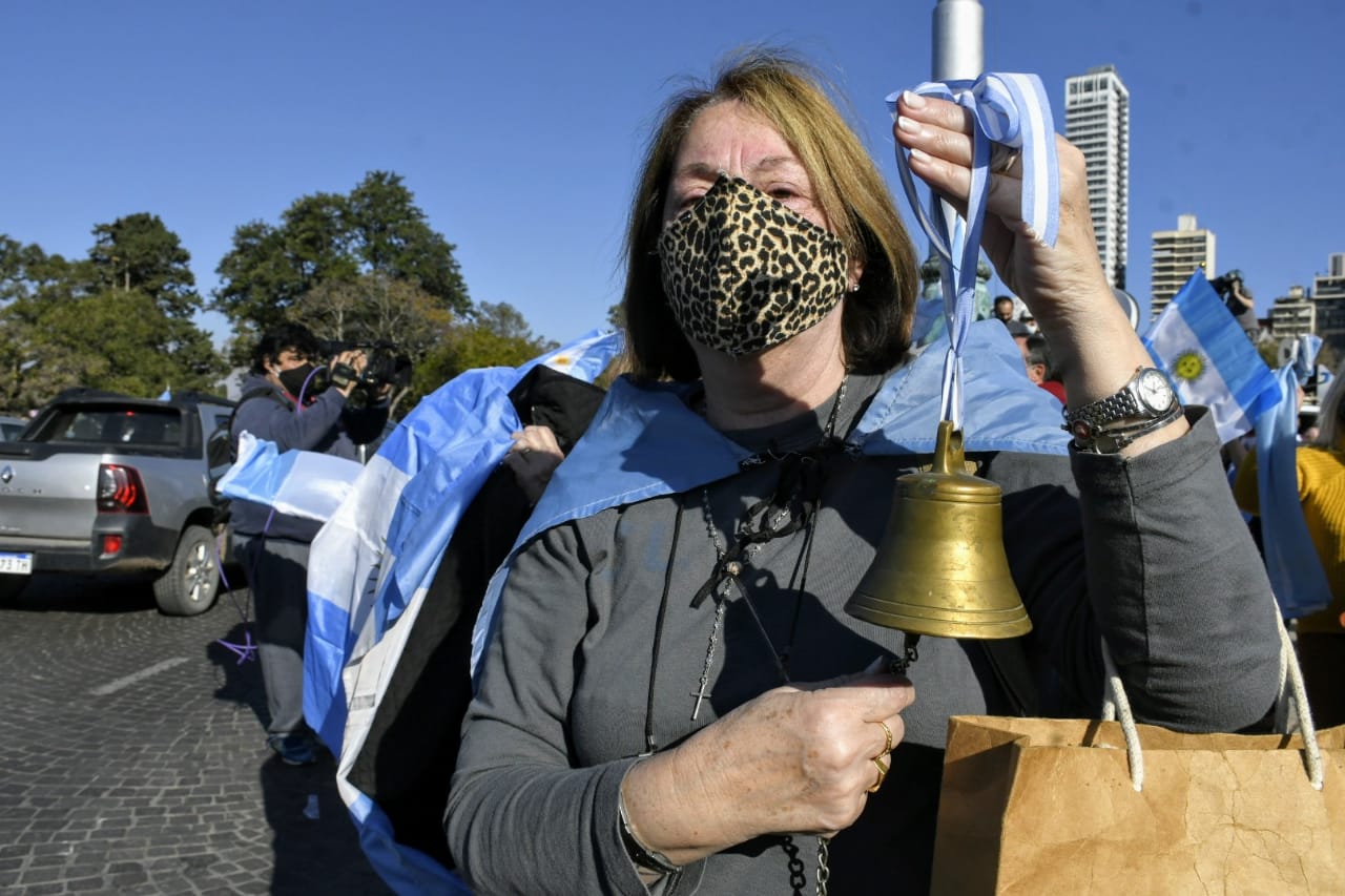 Los anticuarentena en el Monumento