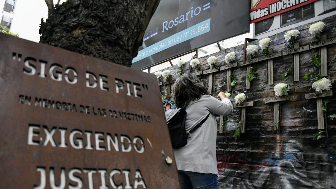 Los deudos de Salta 2141 reclaman por la casa de memoria y música que no se hizo