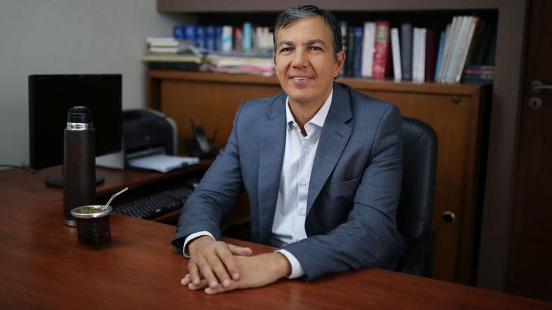 Pusineri aclaró que solo habilitan cuestiones ligadas a lo laboral.