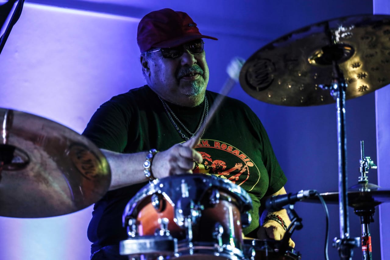 Murió el baterista rosarino Omar Pogonza