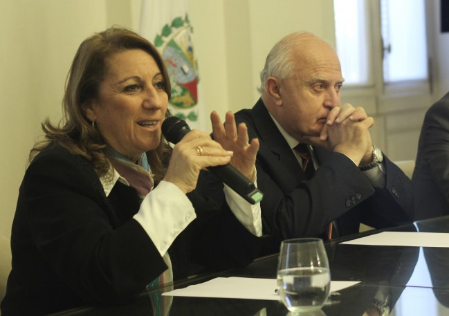 Lifschitz y Fein acordaron el plan de pago justo antes de partir.