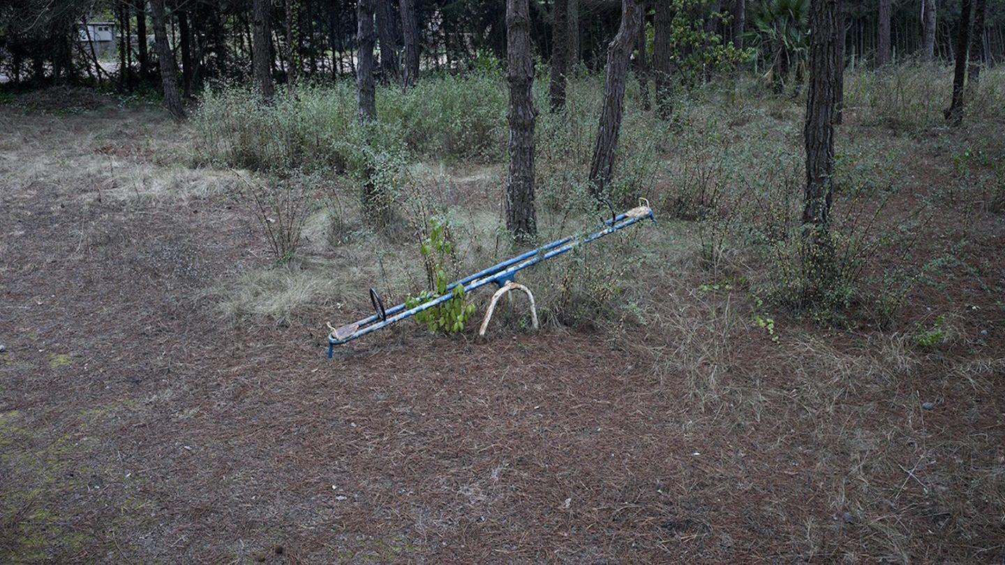 "El olvido del juego": espacios abandonados de algún lugar perdido