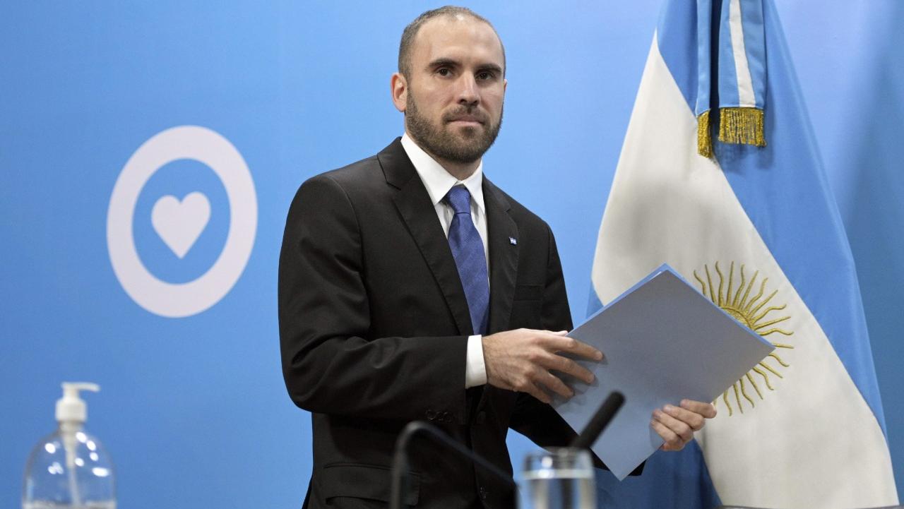 El gobierno presentó nueva propuesta de canje de deuda