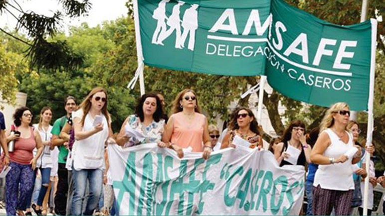 Los docentes del Departamento Caseros se desconectan 96 horas