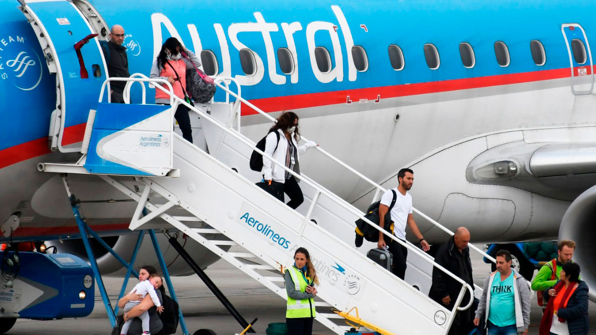 El aeropuerto de Rosario, con los ojos bien abiertos.