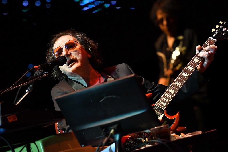 Internaron a Charly García: un estudio de covid dio negativo
