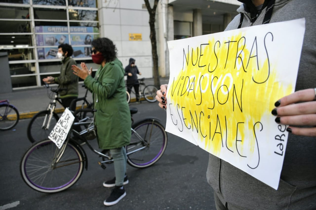 La movilización comenzó a las 10 de la mañana. (Foto: Rosario Plus)