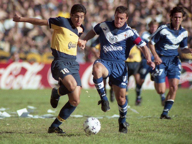 Román Riquelme habita el centro del corazón xeneize.