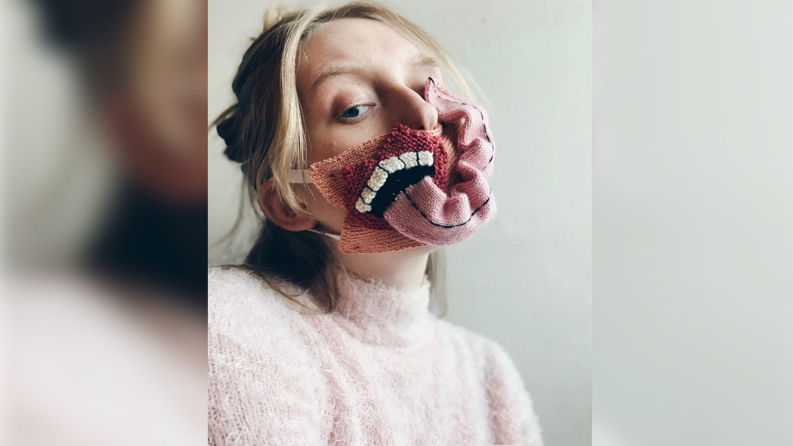 Barbijos que dan miedo, otra forma de mantener el distanciamiento social