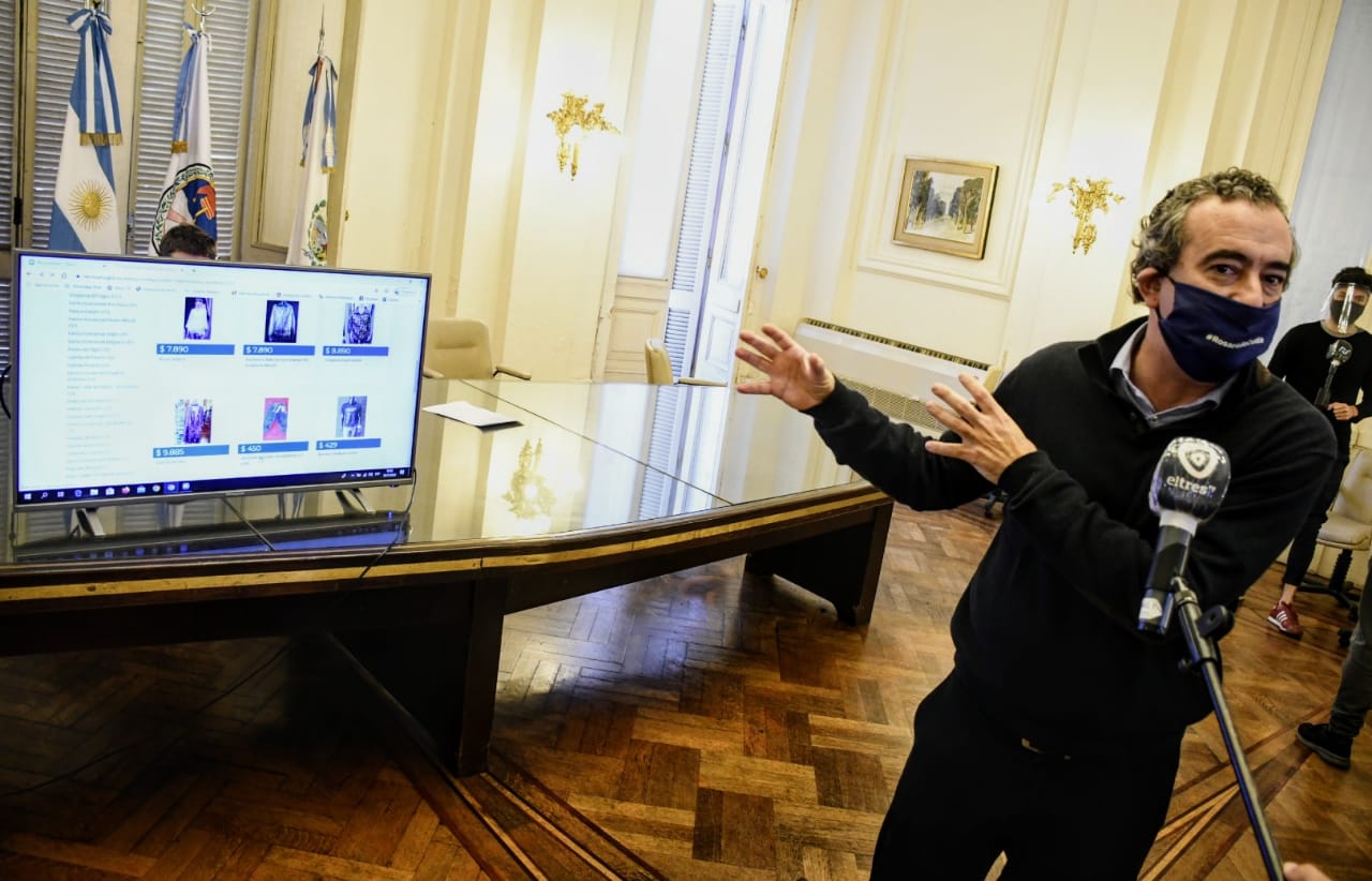 Javkin presentó el portal local de comercio online.