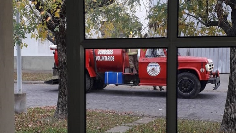 Gran iniciativa de los Bomberos de Fuentes: regalitos para los niños