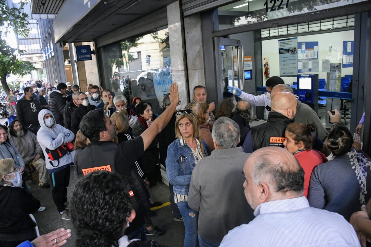 La necesidad, el riesgo y la indolencia