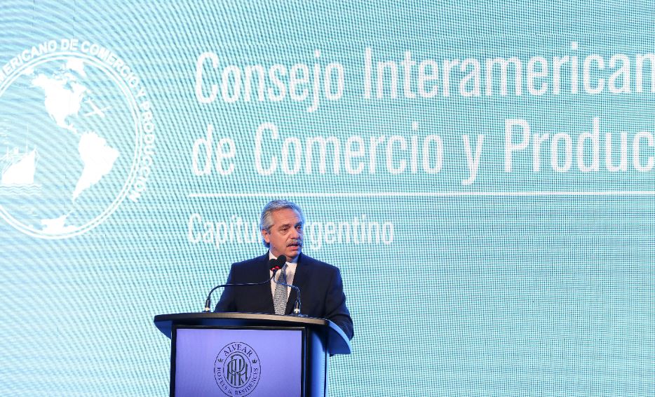 Fernández en el Consejo Interamericano de Comercio y Producción (Télam)