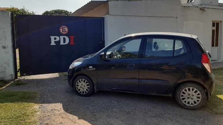 El auto recuperado por la Agencia de Investigación Criminal.