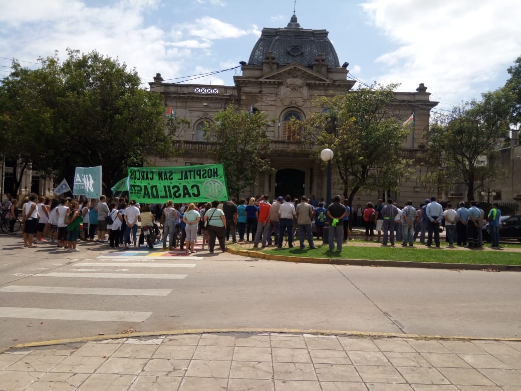 Trabajadores del sector público se movilizaron por las calles de la ciudad