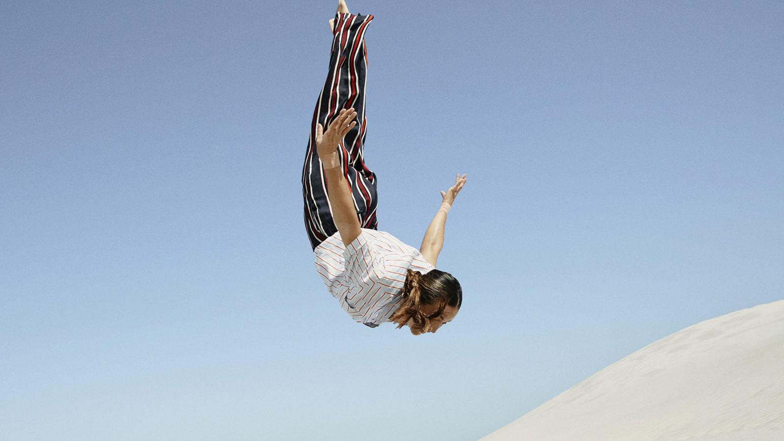 "In Flight": personas en pleno vuelo