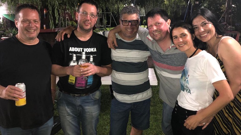 Los integrantes de Radio Casilda y Casilda Plus tuvieron su brindis de fin de año