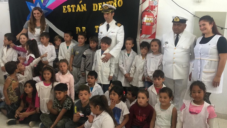 Los alumnos de la Escuela 'Héroes del ARA San Juan'.
