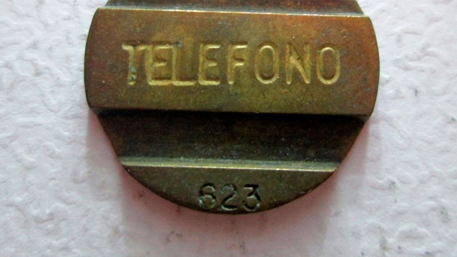 Llamó 24.000 veces a la telefónica para quejarse: terminó preso