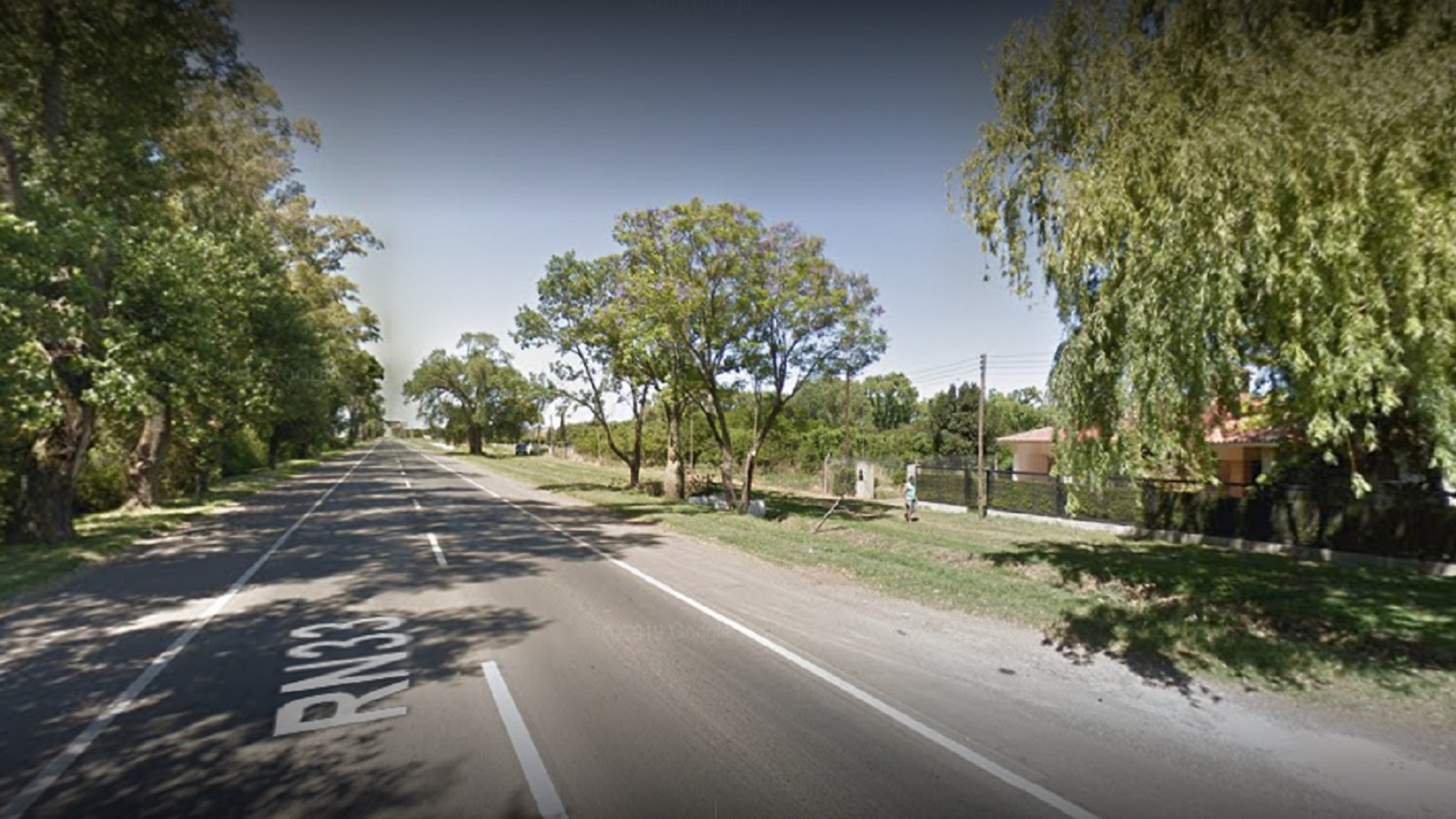 El siniestro tuvo lugar entre los kilómetros 748 y 749 de la ruta nacional 33.