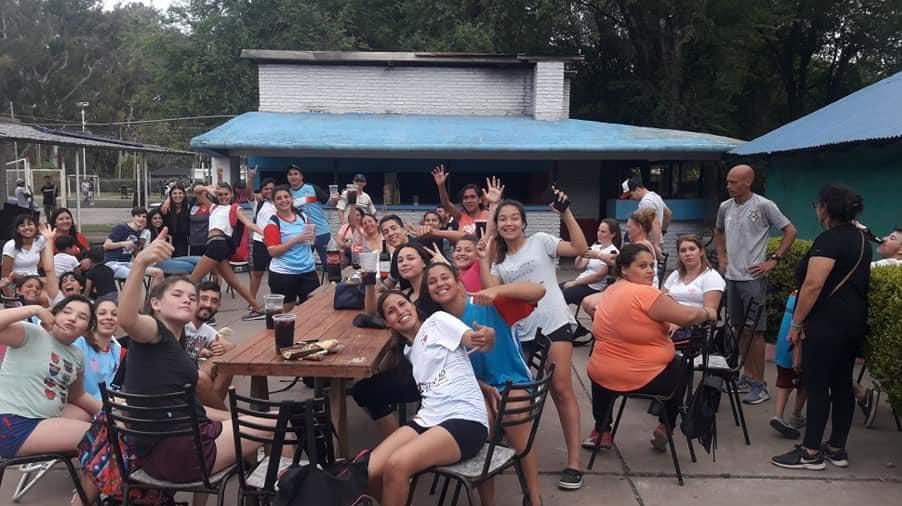 Festeja el Casilda Club.