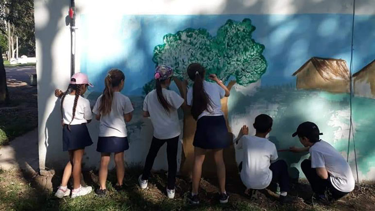 Imágenes de la tarde que pasaron los chicos de tercer grado del Colegio Nº1114.