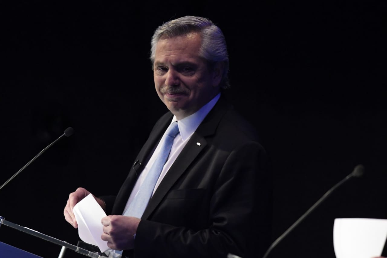 Alberto Fernández fue crítico con Macri. (Foto: Rosario Plus)