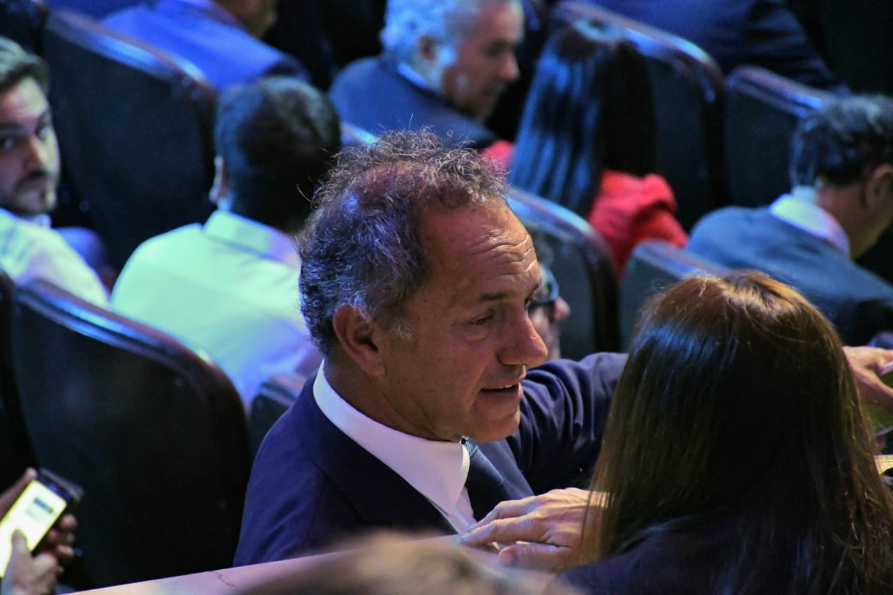 El ex candidato a presidente en 2015, Daniel Scioli, estuvo presente. (Foto: Rosario Plus)