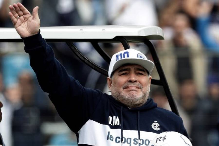 Maradona vuelve al Parque