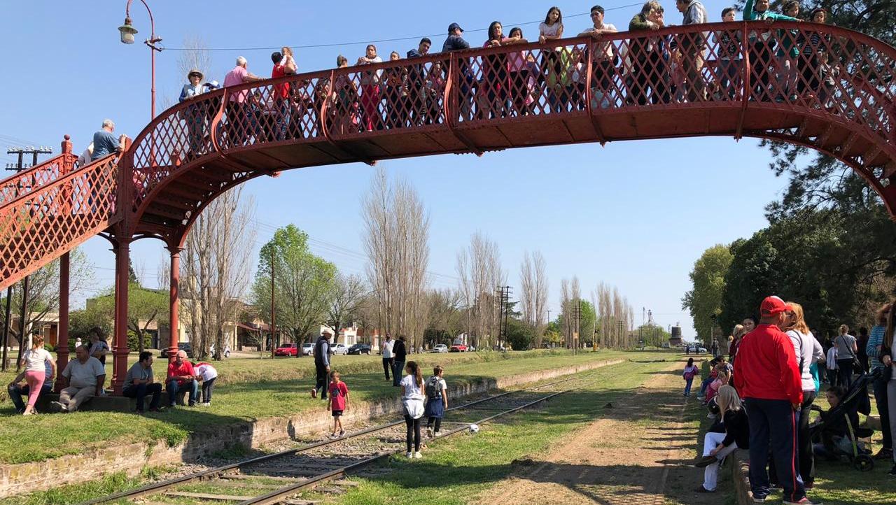 Una multitud recibió al Tren Solidario en la ciudad.