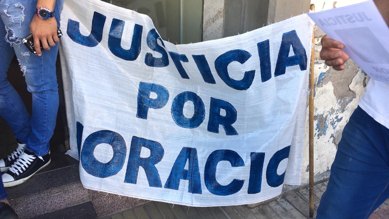 Los taxistas volvieron a exigir justicia a través de una marcha multitudinaria.