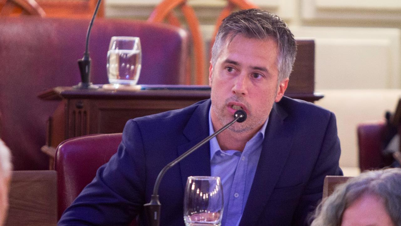 Busatto quiere que Pullaro comparezca en Diputados. 