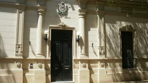 La comunidad de Venado Tuerto fue engañada por un joven.
