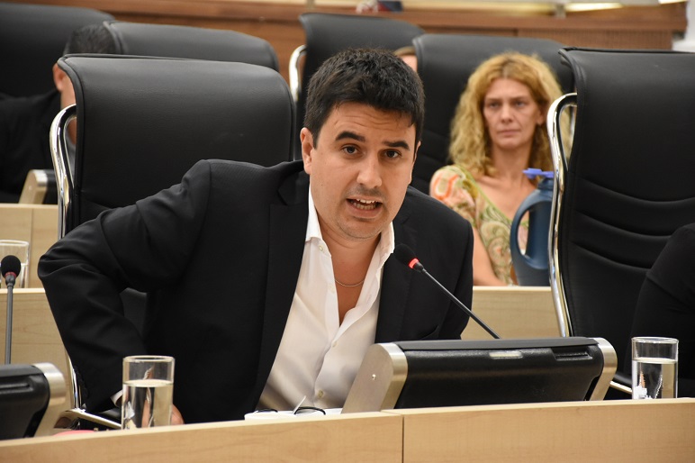 El concejal Toniolli quiere que el Ejecutivo abra los libros en el Concejo.