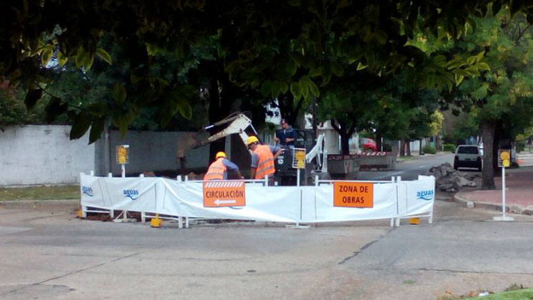 Desde Aguas afimaron que de los errores se hace cargo la empresa constructora.
