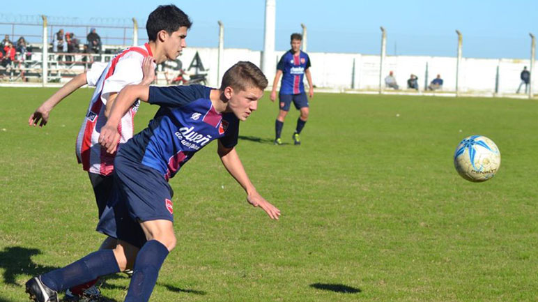 Pujato le ganó a Unión Deportiva en el bolillero y descansará.
