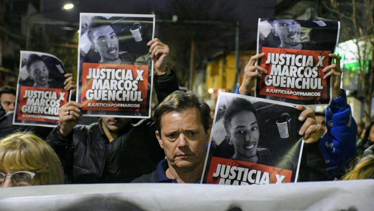 Familiares y amigos de Marcos Guenchul reclamaron justicia