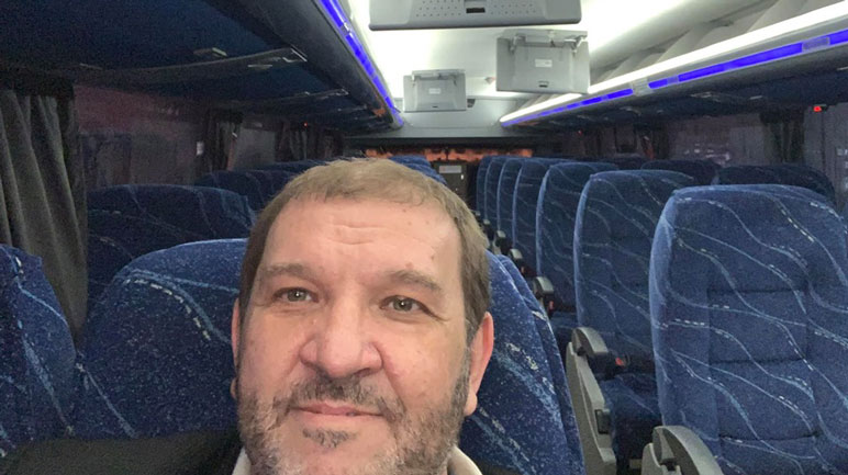 Así son por dentro los colectivos que viajarán hasta Buenos Aires.