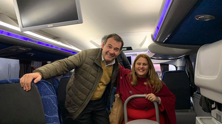 Así son por dentro los colectivos que viajarán hasta Buenos Aires.