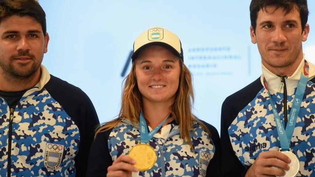 Podoroska, Bagnis y las medallas llegaron este lunes a Rosario.