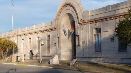 La Alcaidía fue allanada en el marco de una investigación sobre "lugares especiales".
