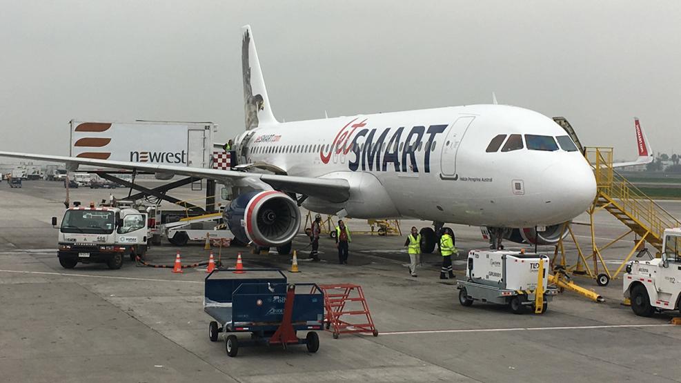 Una low cost vuelve a volar directo desde Rosario a Neuquén