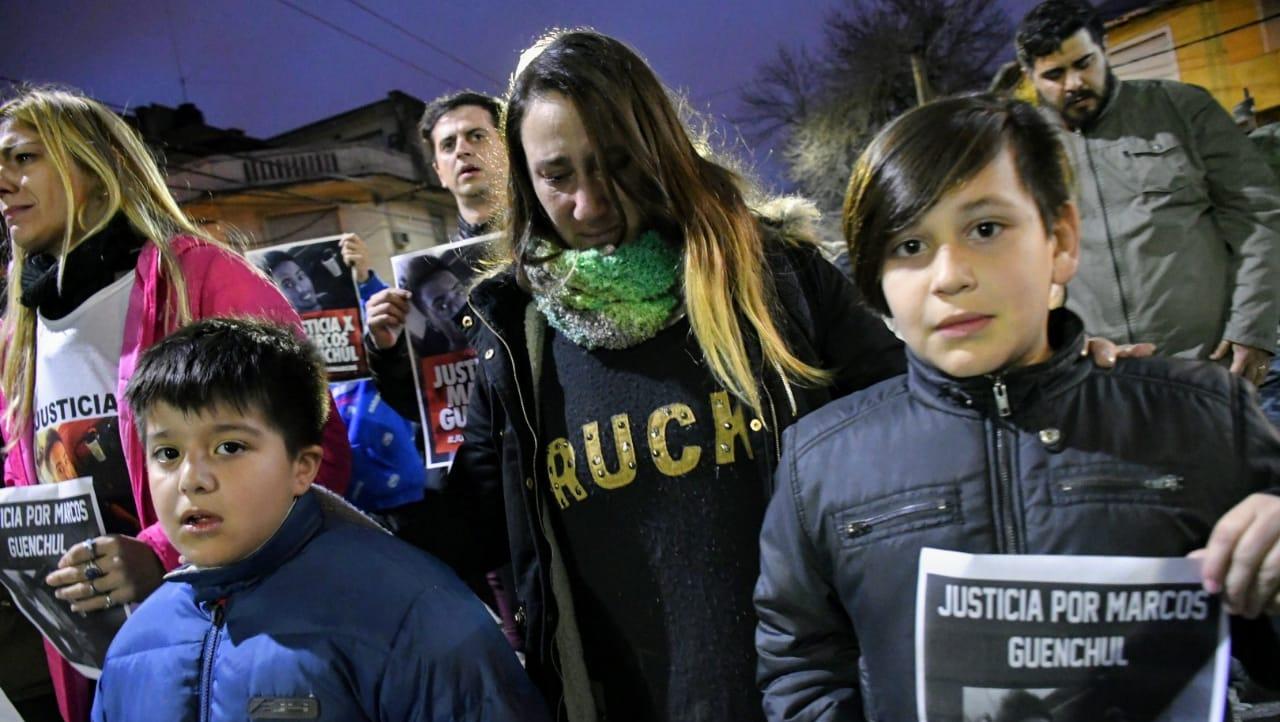 Familiares y amigos de Marcos Guenchul reclamaron justicia