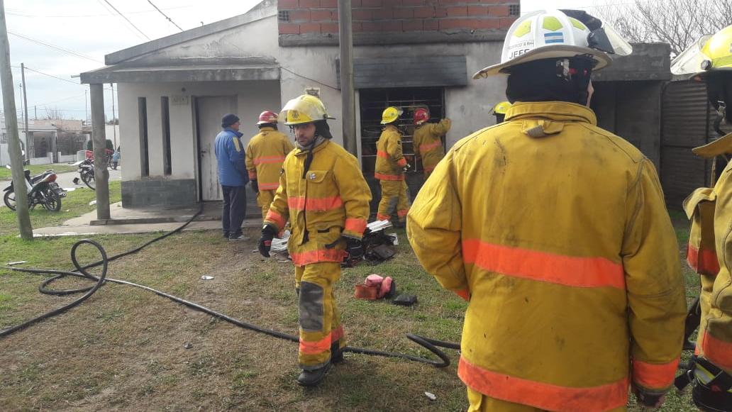 El trabajo de Bomberos llevó unos 35 minutos.