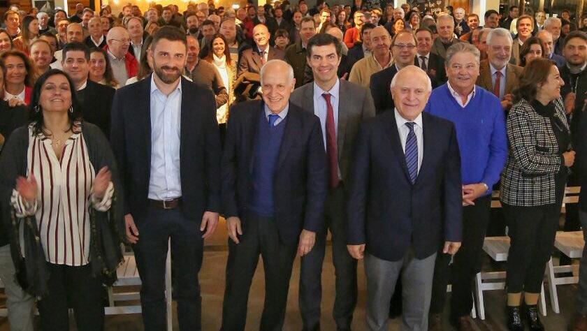 Lifschitz y su gabinete, junto a la fórmula Lavagna-Urtubey