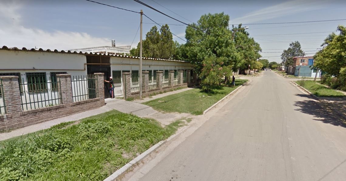 La escuela Nº 1271, donde la niña exhibió el arma de su padre.