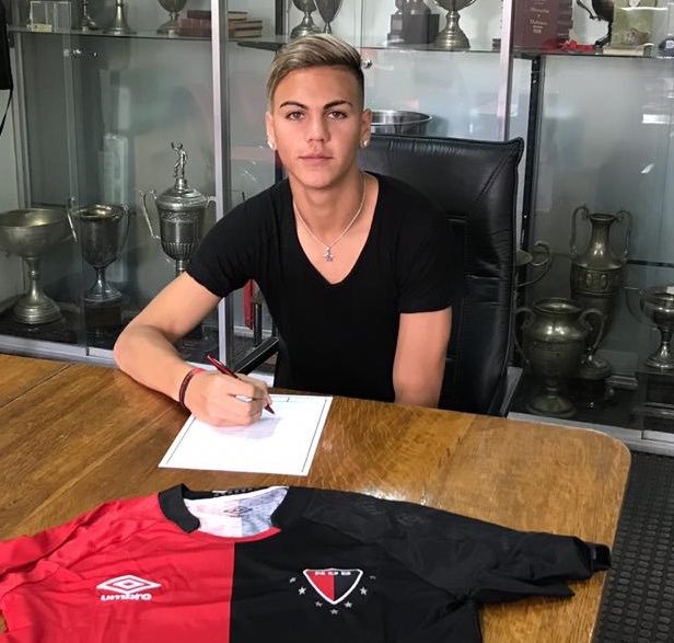 El futuro de Enzo Barrenechea se podría definir esta semana