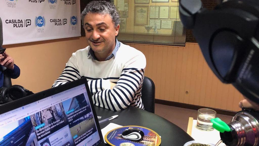 El nuevo concejal pasó por los micrófonos de Radio Casilda.