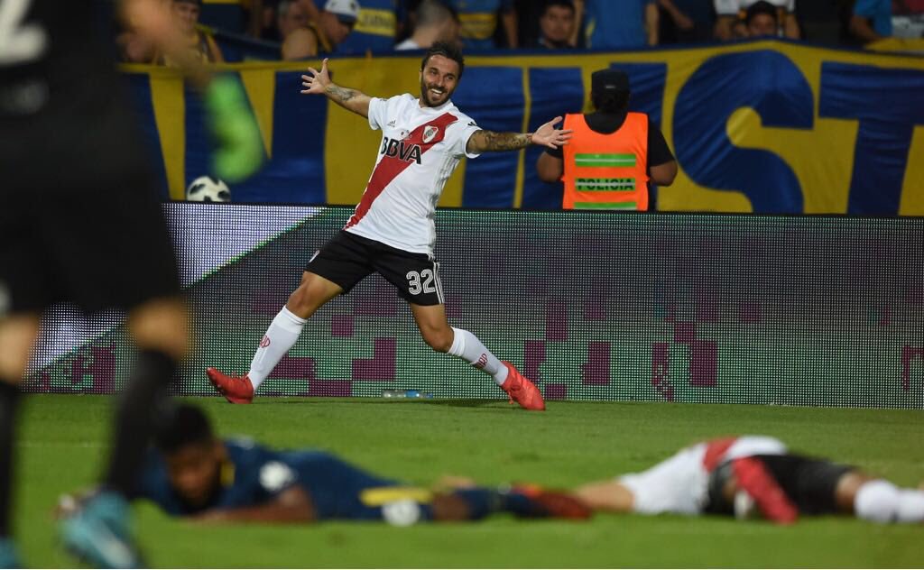 Scocco viajará a España para realizarse estudios médicos